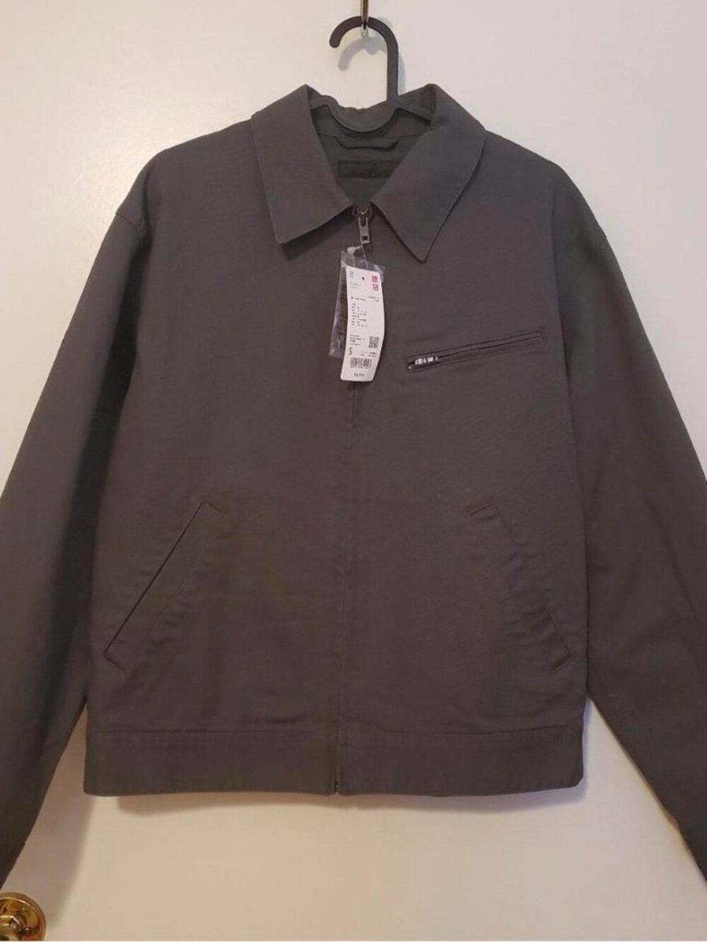 UNIQLO dark grey cropped work jacket